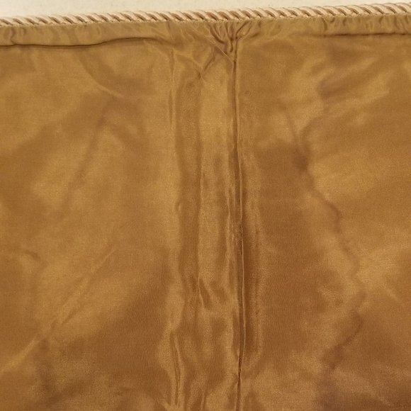 RARE AUSTIN HORN CHRISTMAS HOLIDAY RED & GOLD TABLE RUNNER CENTERPIECE TASSEL - Picture 7 of 16